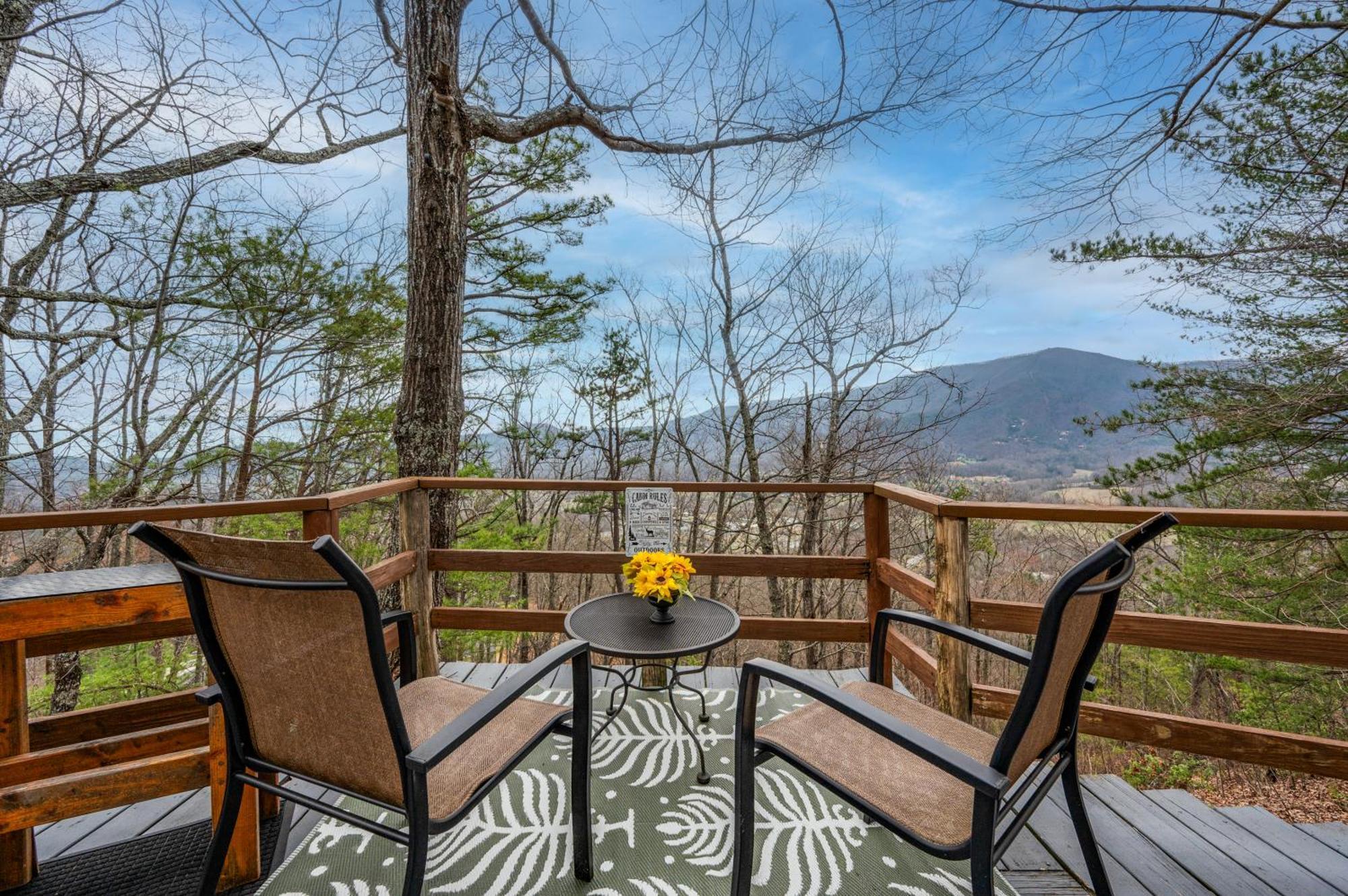 10 Miles Away From The Heart Of It All! Pigeon Forge Luaran gambar