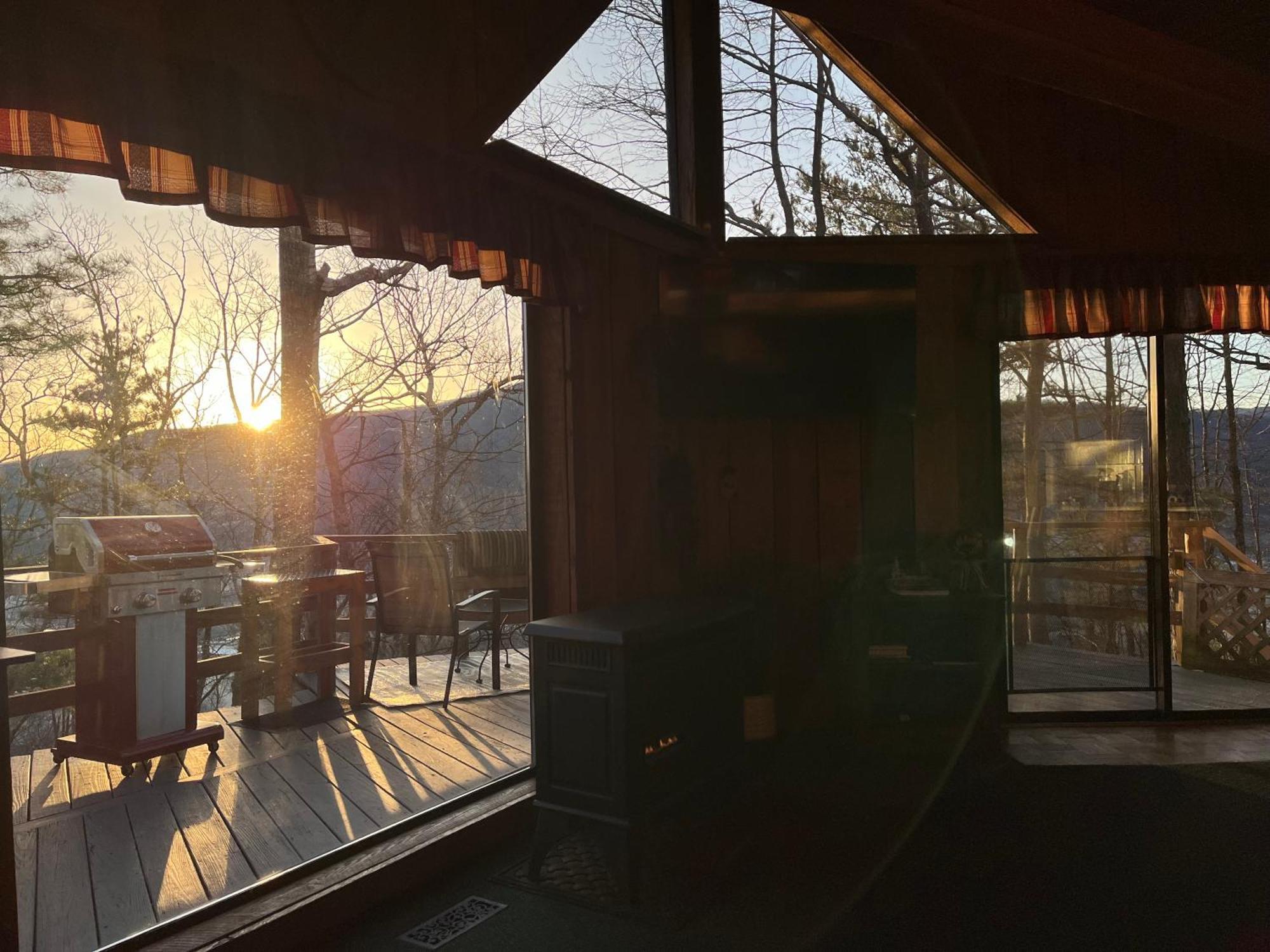 10 Miles Away From The Heart Of It All! Pigeon Forge Bilik gambar